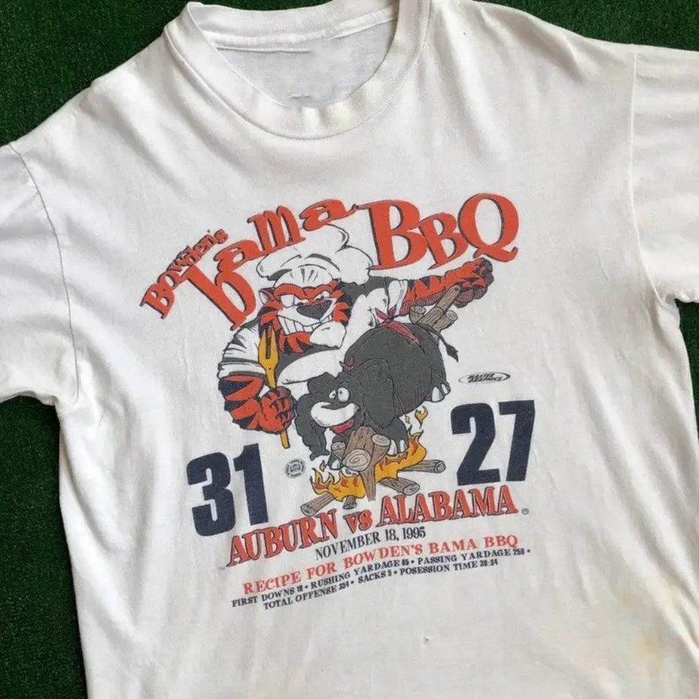 S Auburn Tigers Bowdens Bama Bbq Sports Team Retro Graphic Fan T-Shirt